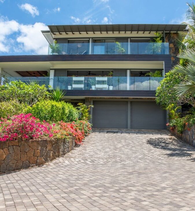 Between Sky & Sea Villa